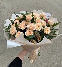 Букет Кремовые розы Латте в Спас-Деменске